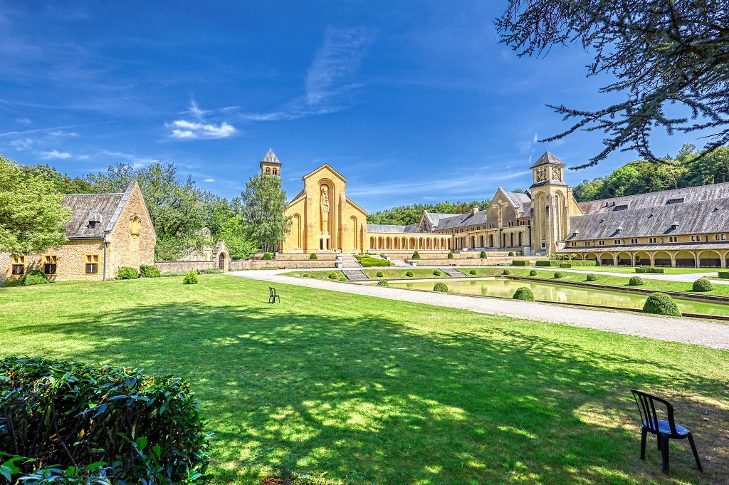 HDR Abbaye notre dame d'orval orval abdij religie reliogion belgie belgique kerk eglise abdijtuin abdijbier klooster ardennen kerkfotografie trappistenbier rooms katholiek